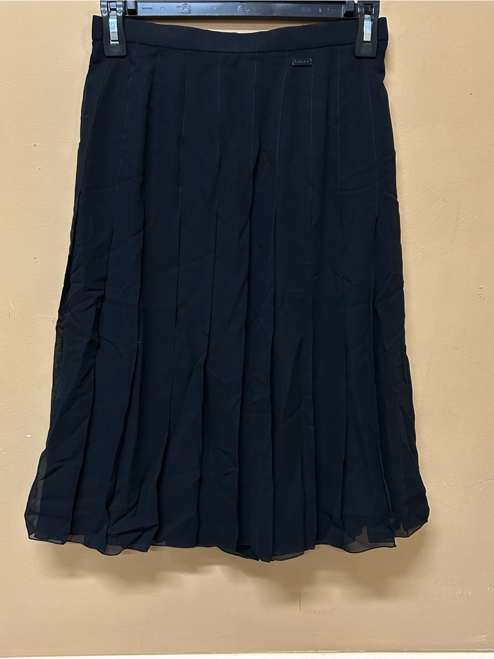 Vintage CHANEL Knee-length Pleated Skirt Black 36(Approx. XS) 100% Silk